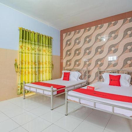 Reddoorz Syariah @ Tambak Mekar Street Subang Hotel Djalantjagak Buitenkant foto